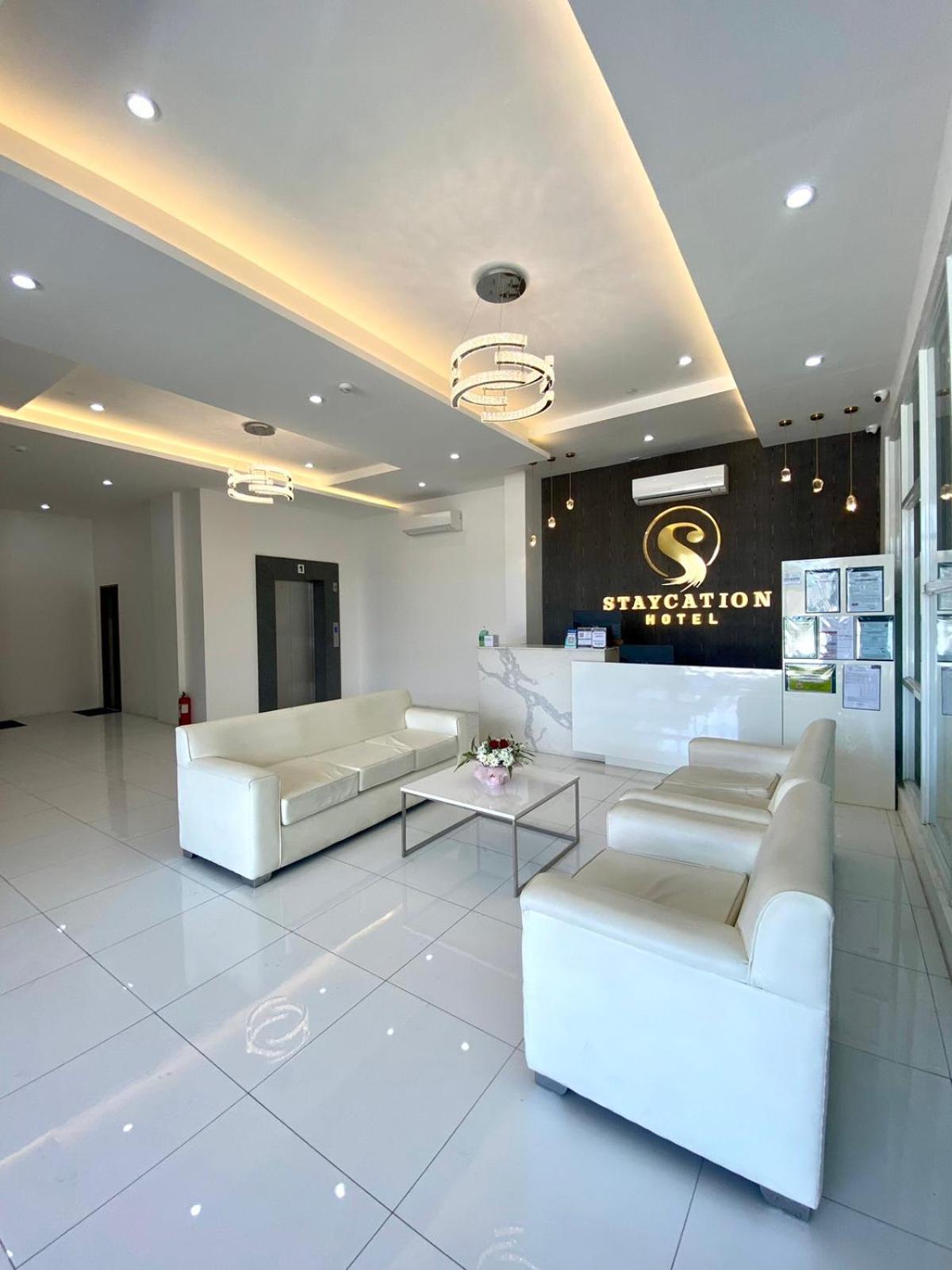 Staycation Hotel San Jose  Екстер'єр фото