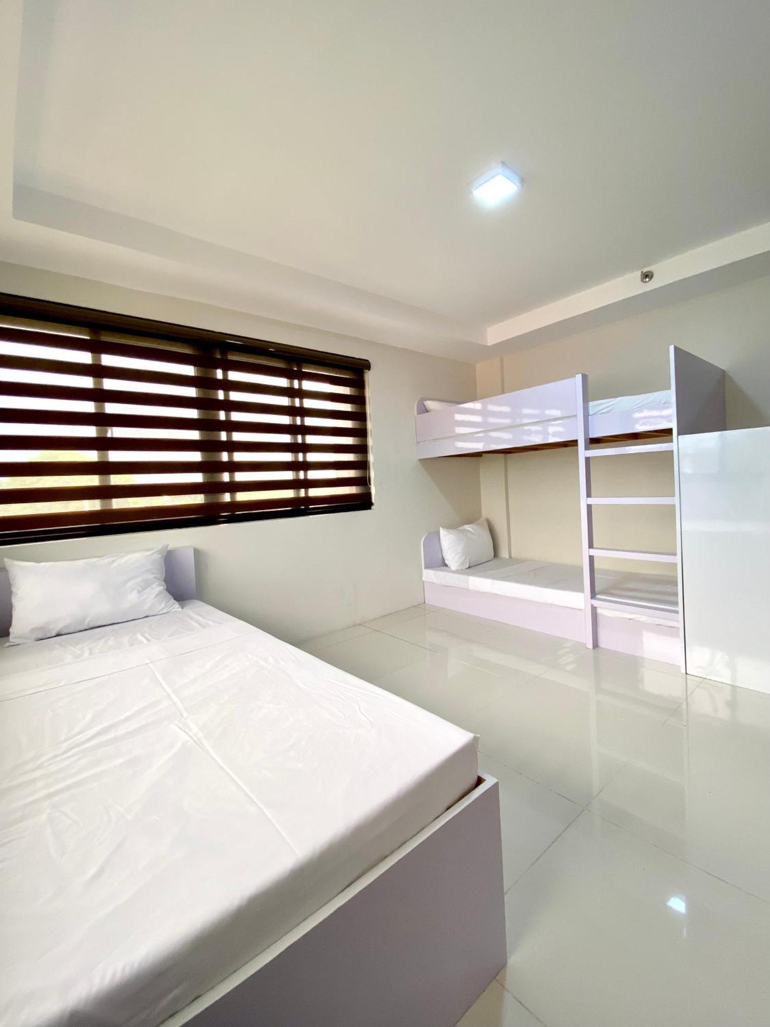 Staycation Hotel San Jose  Екстер'єр фото